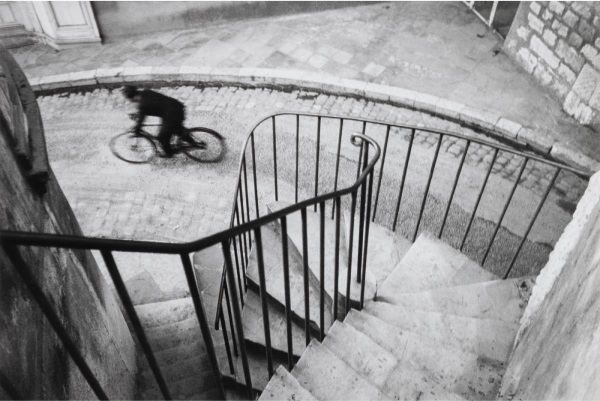Photographs & Contemporary Fine Art
