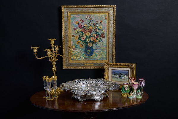 Property from a Prominent Maryland Collection