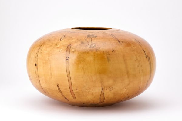 Moulthrop: A Legacy of Master Woodturners