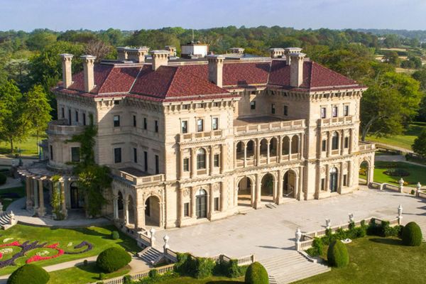 A Gilded Age Wedding at The Breakers