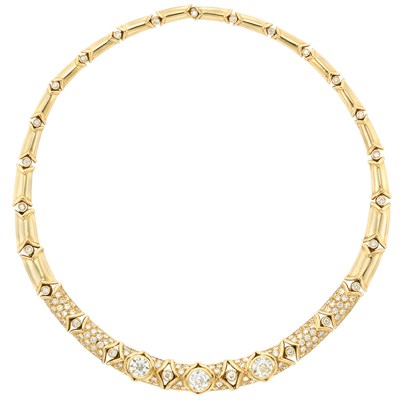 Lot 353 - Gold and Diamond Necklace