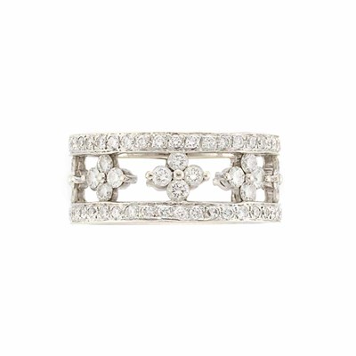 Lot 201 - White Gold and Diamond Band Ring, Kwiat