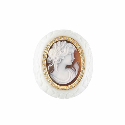 Lot 182 - Carved White Ceramic, Gold, Shell Cameo and Diamond Ring