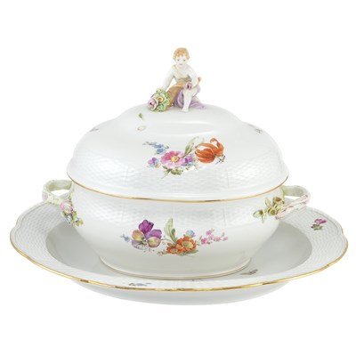 Lot 156 - KPM Painted Porcelain Tureen and Undertray...