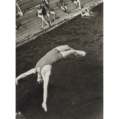 Lot 722 - RODCHENKO, ALEXANDER (1891-1956) Two images, V....