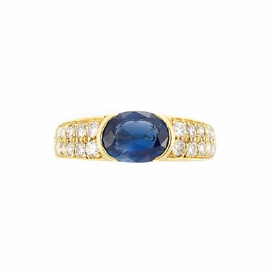 Lot 401 - Gold, Sapphire and Diamond Ring