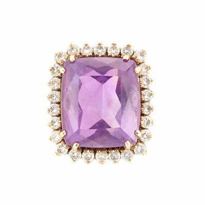 Lot 63 - Gold, Amethyst and Diamond Ring