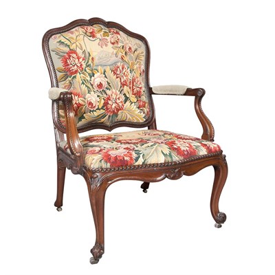 Lot 284 - George II Style Mahogany and Beechwood Library...