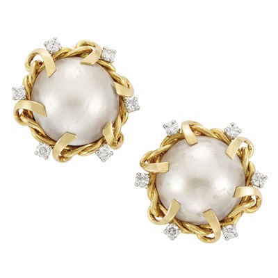 Lot 10 - Pair of Gold, Platinum, Mabe Pearl and Diamond Earclips, France