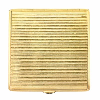 Lot 425 - Gold and Sapphire Compact
