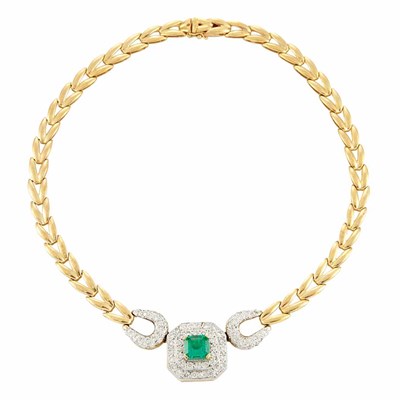 Lot 731 - Two-Color Gold, Emerald and Diamond Necklace