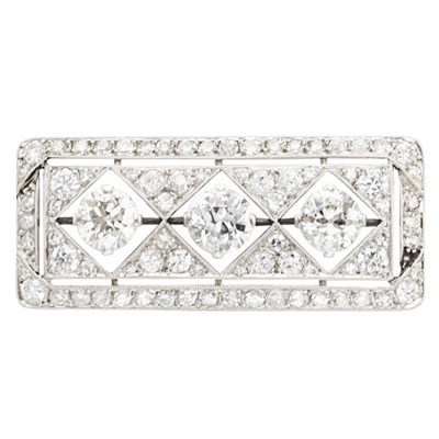 Lot 762 - Platinum and Diamond Brooch