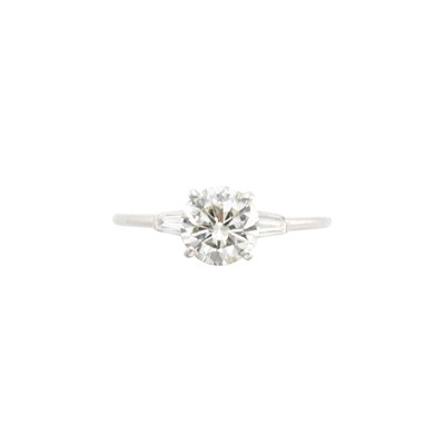 Lot 750 - Platinum and Diamond Ring