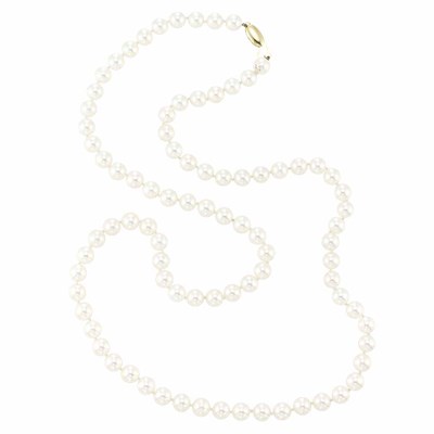 Lot 346 - Cultured Pearl Necklace with Gold Clasp