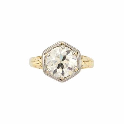 Lot 117 - Antique Gold, Platinum and Diamond Ring