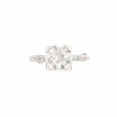Lot 96 - Platinum and Diamond Ring
