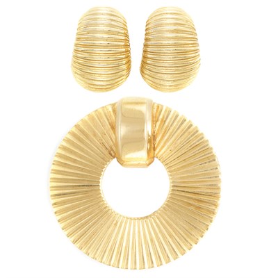 Lot 358 - Gold Clip-Brooch and Pair of Costume Earclips