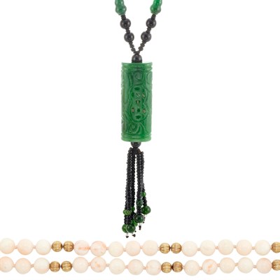 Lot 550 - Angel Skin Coral and Fluted Gold Bead Necklace and Carved Jade and Black Onyx Bead Sautoir
