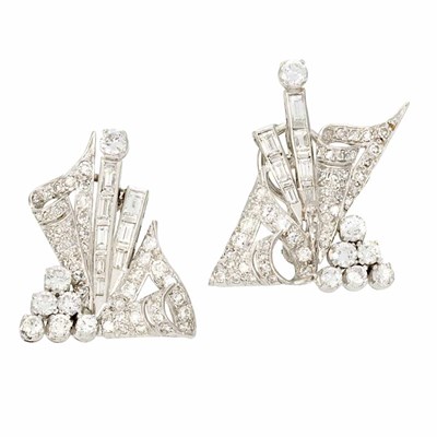Lot 129 - Pair of Platinum and Diamond Earclips