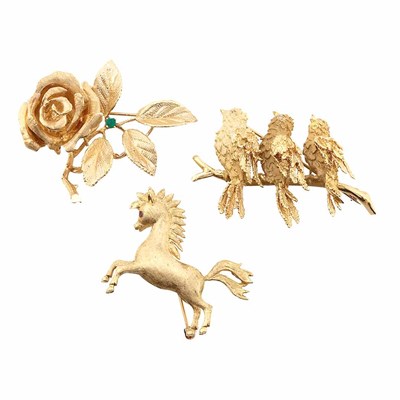 Lot 709 - Three Gold Brooches
