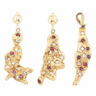 Lot 528 - Pair of Gold, Diamond and Ruby Pendant-Earclips and Pendant
