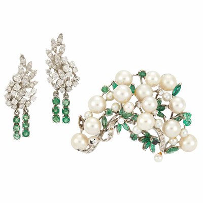Lot 803 - White Gold, Cultured Pearl, Diamond and Emerald Brooch and Pair of Diamond and Emerald Earrings