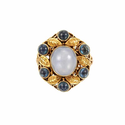 Lot 330 - Gold, Gray Star Sapphire and Cabochon Sapphire Ring
