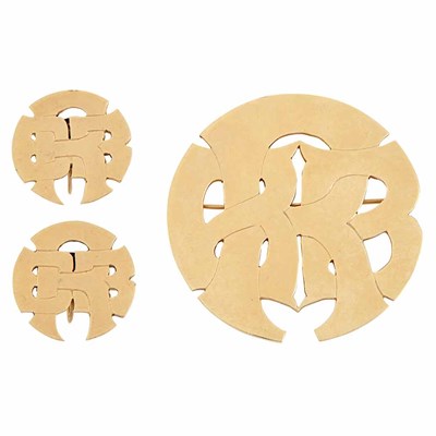 Lot 507 - Gold Brooch and Pair of Earclips