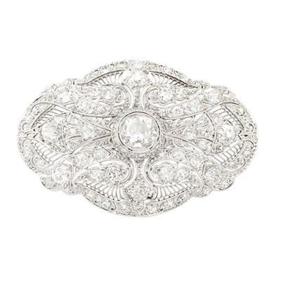 Lot 479 - Platinum and Diamond Filigree Brooch