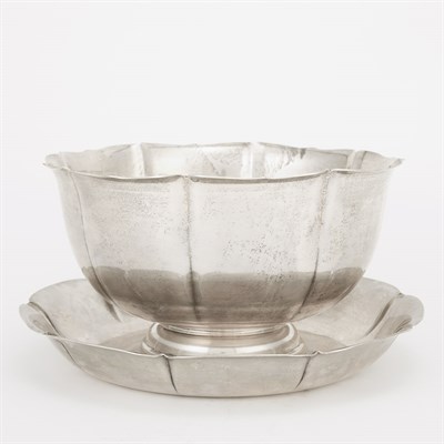 Lot 500 - Two American Sterling Silver Scalloped Bowls...