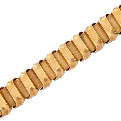 Lot 324 - Gold Bracelet