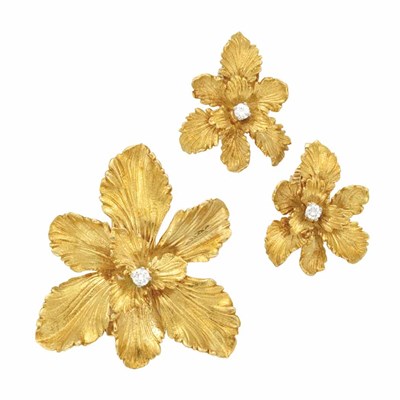 Lot 681 - Gold and Diamond Flower Clip-Brooch and Pair of Earclips