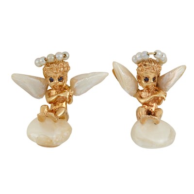 Lot 511 - Pair of Gold, Freshwater and Seed Pearl Earclips, Ruser