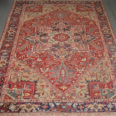 Lot 288 - Heriz Carpet Northwest Persia, second quarter...
