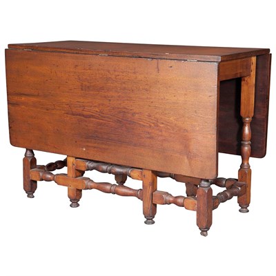 Lot 247 - William and Mary Style Mahogany Drop-Leaf Gate-...