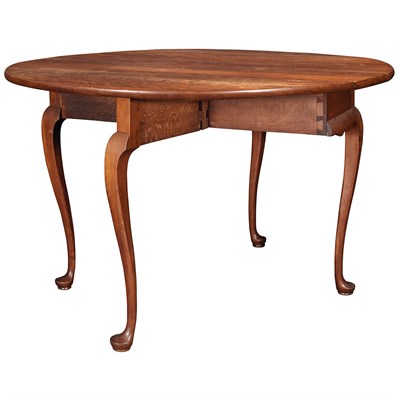 Lot 189 - Queen Anne Maple Drop-Leaf Table With shaped...
