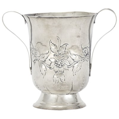 Lot 509 - George III Silver Cup William Smith, London,...