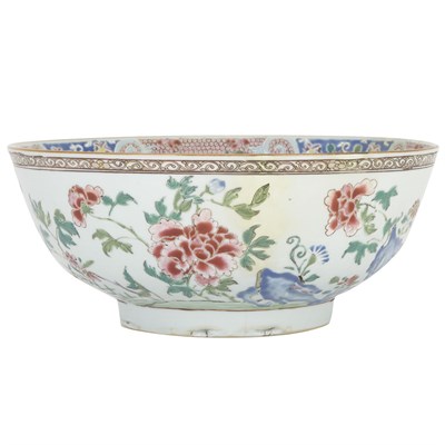 Lot 529 - Chinese Export Famille Rose Porcelain Punch...