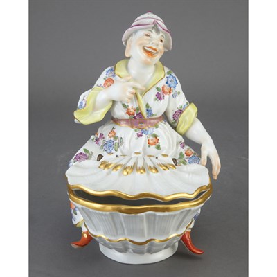 Lot 167 - Meissen Porcelain Chinoiserie Porcelain Dish...