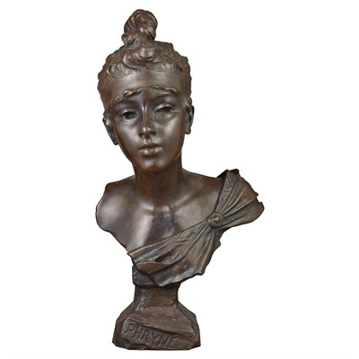 Lot 140 - French Bronze Bust of Phryne After a model by...