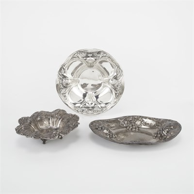 Lot 295 - Reed & Barton Sterling Silver Bonbon Dish In...