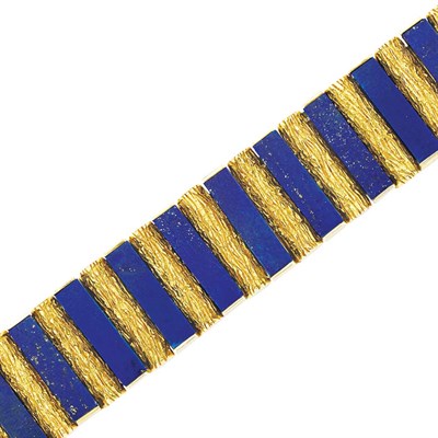 Lot 23 - Gold and Lapis Bracelet