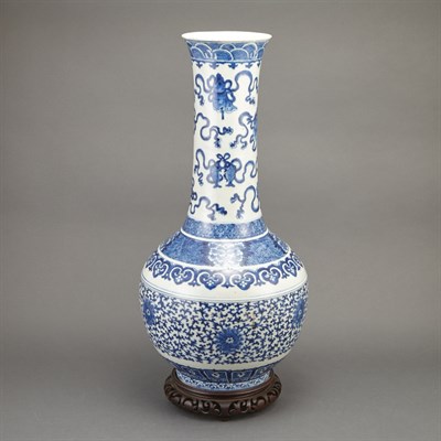 Lot 399 - Chinese Blue and White Porcelain Vase 20th...