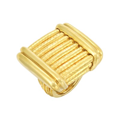 Lot 18 - Hammered Gold Ring, Andrew Clunn
