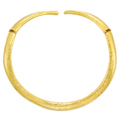 Lot 23 - Hammered Gold Necklace, Andrew Clunn