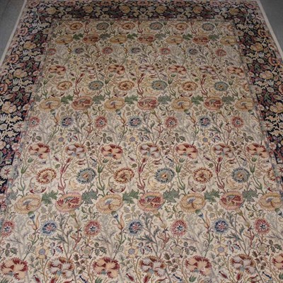 Lot 462 - Kashan Style Carpet Pakistan, contemporary The...