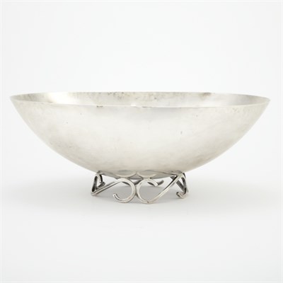 Lot 267 - Cartier Sterling Silver Centerpiece Bowl...
