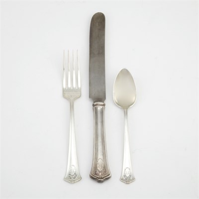 Lot 291 - Wallace Sterling Silver Flatware Service In...