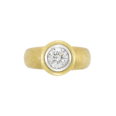 Lot 97 - Two-Color Gold and Diamond Ring