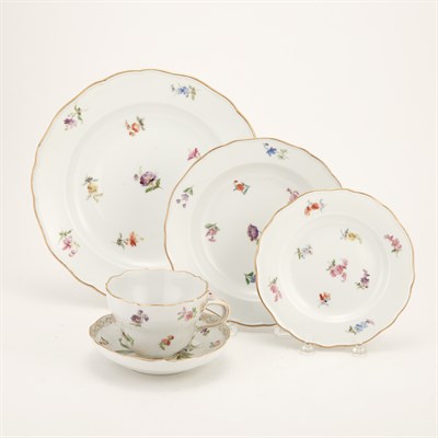 Lot 138 - Assembled Meissen Gilt and Polychrome...
